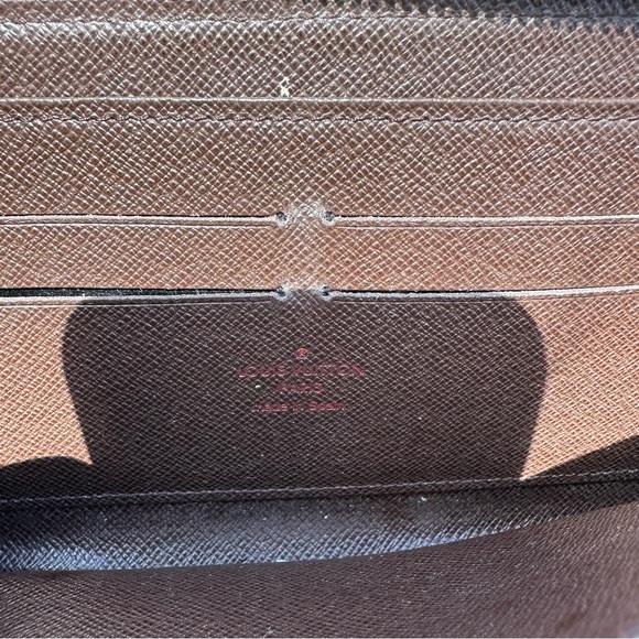 Louis Vuitton Long  Damier Zippy Wallet - Picture 11 of 12